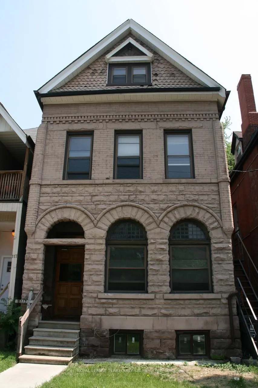 Front of Unit 6, 115 Madison Avenue