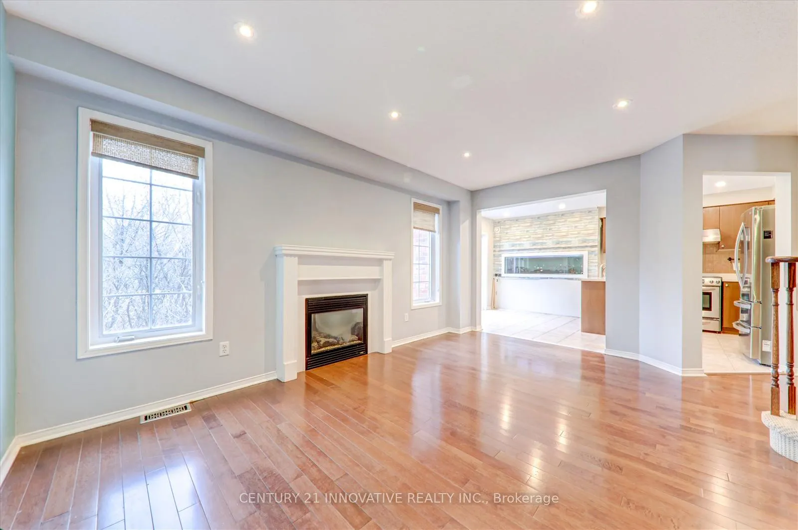 Photo 10 of 53 Angier Crescent, Ajax, South East — HOMEH