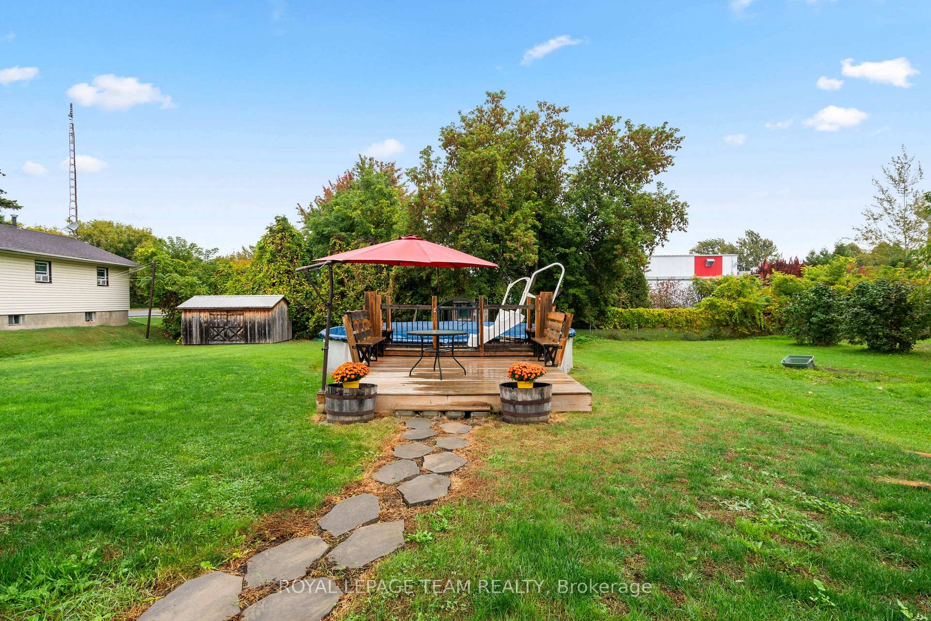 Photo 6 of 3069 Walker Street E, Edwardsburgh/Cardinal, Town of Cardinal — HOMEH