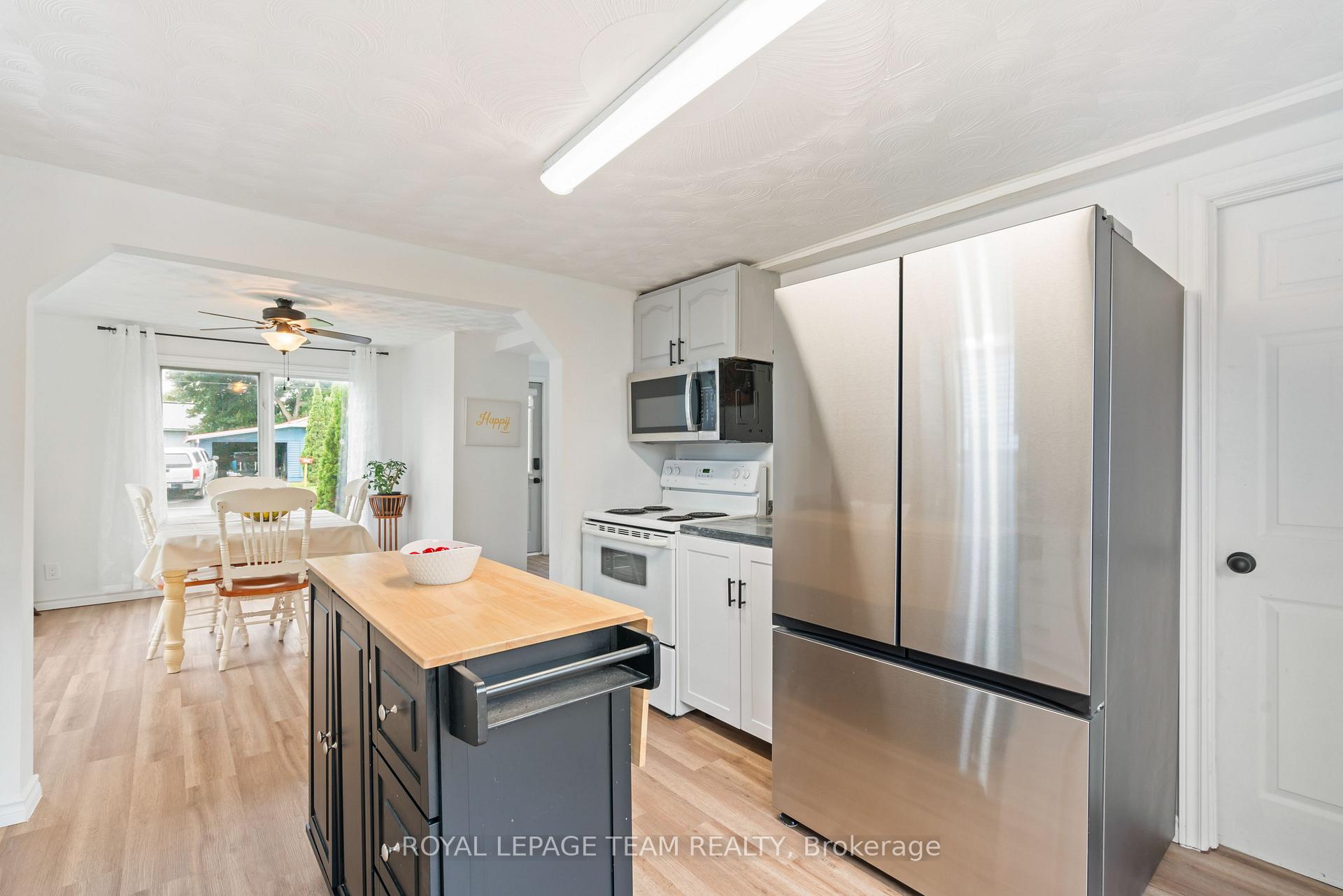 Photo 17 of 3069 Walker Street E, Edwardsburgh/Cardinal, Town of Cardinal — HOMEH