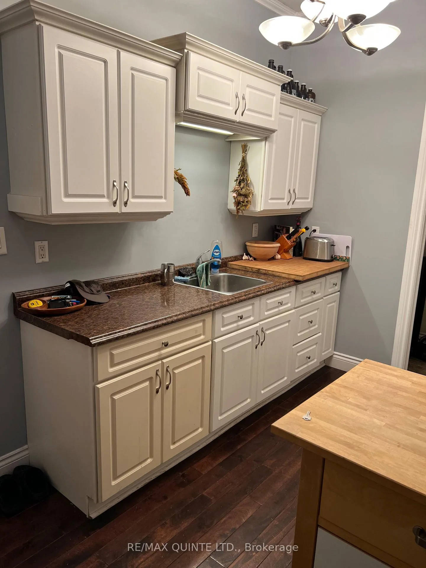 Photo 6 of Unit 4, 205 Charles Street, Belleville, Belleville Ward — HOMEH