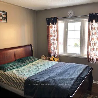 Photo 5 of 68 Seaside Circle, Brampton, Sandringham-Wellington — HOMEH