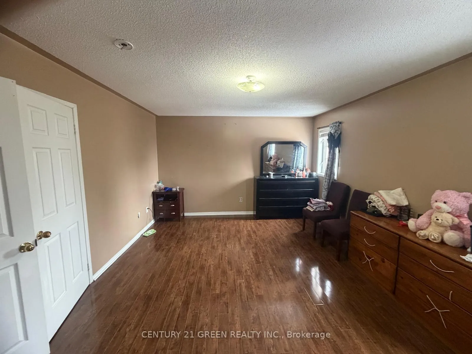 Photo 10 of 68 Seaside Circle, Brampton, Sandringham-Wellington — HOMEH