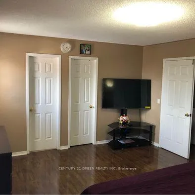 Photo 11 of 68 Seaside Circle, Brampton, Sandringham-Wellington — HOMEH