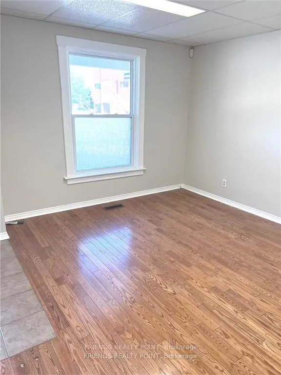 Photo 3 of Unit Unit 2, 23 O'Brien Street, Orillia — HOMEH