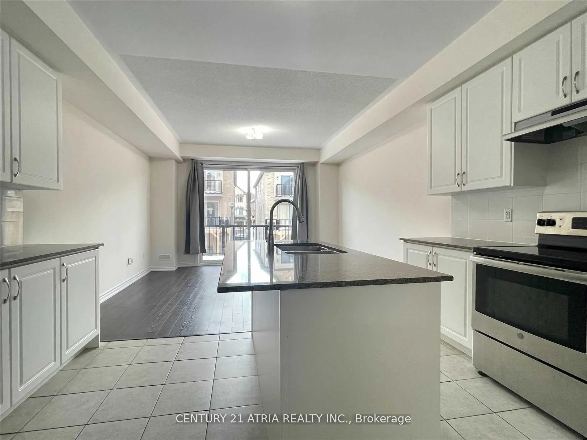 Photo 6 of 165 Rustle Woods Avenue, Markham, Cornell — HOMEH