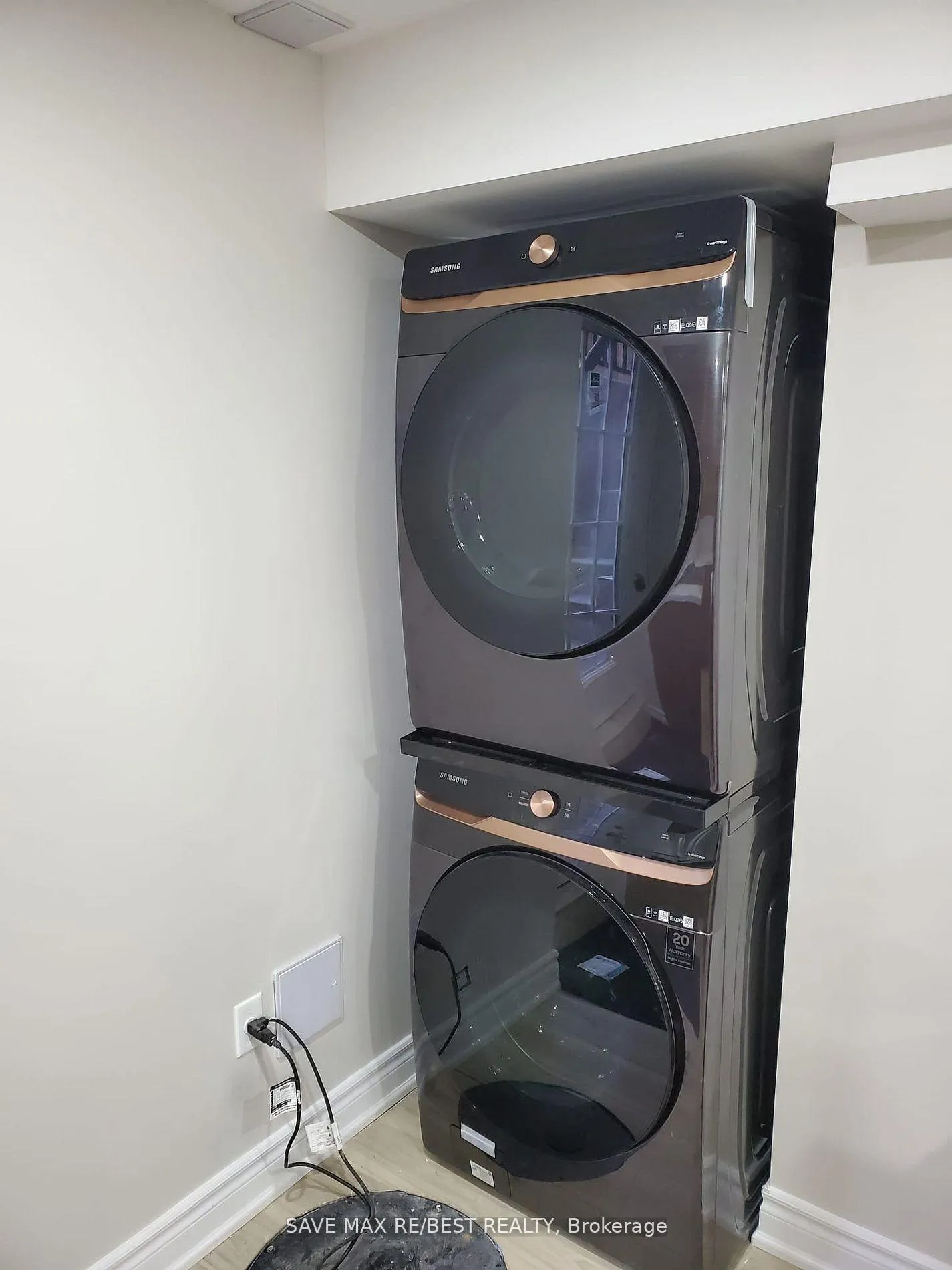 Photo 6 of Unit Bsmt, 8 Matterhorn Road, Brampton, Northwest Brampton — HOMEH