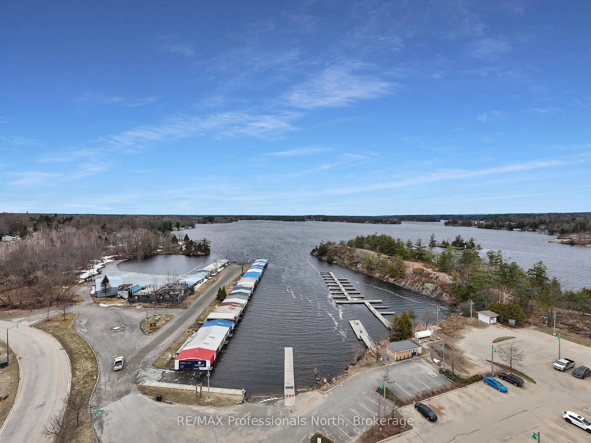 Front of Unit 305, 130 Steamship Bay Road