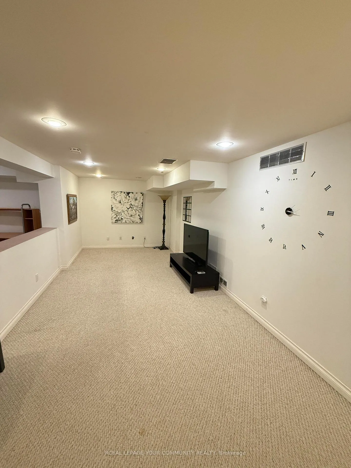 Photo 9 of Unit lower, 188 Tamarac Trail, Aurora, Aurora Heights — HOMEH