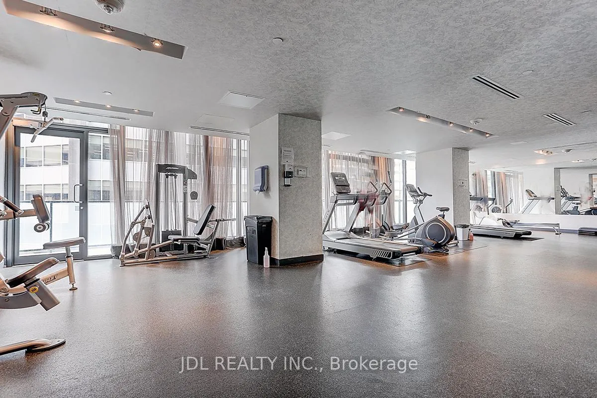 Photo 3 of Unit 3201, 426 University Avenue, Toronto, Kensington-Chinatown — HOMEH