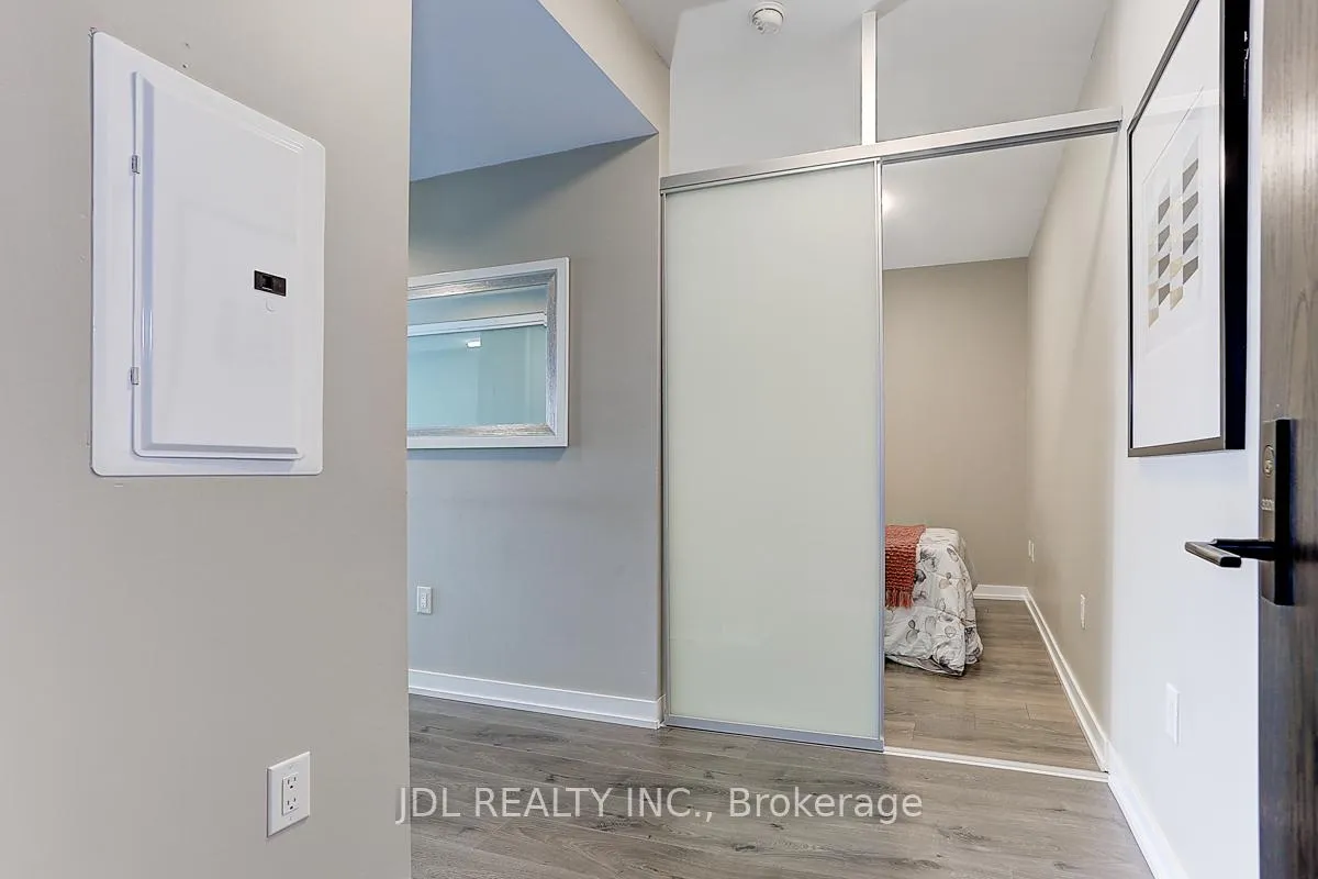Photo 5 of Unit 3201, 426 University Avenue, Toronto, Kensington-Chinatown — HOMEH