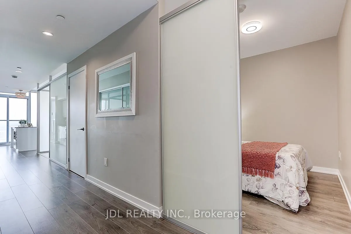 Photo 6 of Unit 3201, 426 University Avenue, Toronto, Kensington-Chinatown — HOMEH