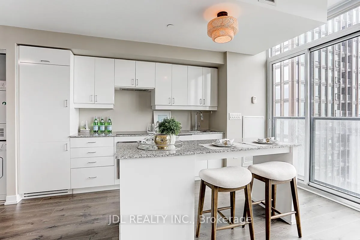 Photo 21 of Unit 3201, 426 University Avenue, Toronto, Kensington-Chinatown — HOMEH