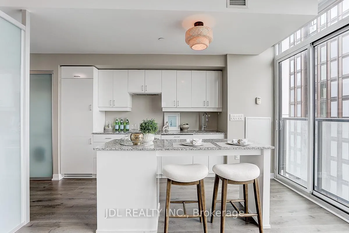 Photo 22 of Unit 3201, 426 University Avenue, Toronto, Kensington-Chinatown — HOMEH