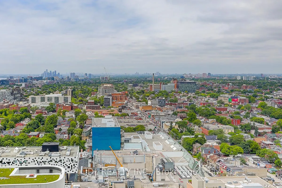 Photo 30 of Unit 3201, 426 University Avenue, Toronto, Kensington-Chinatown — HOMEH