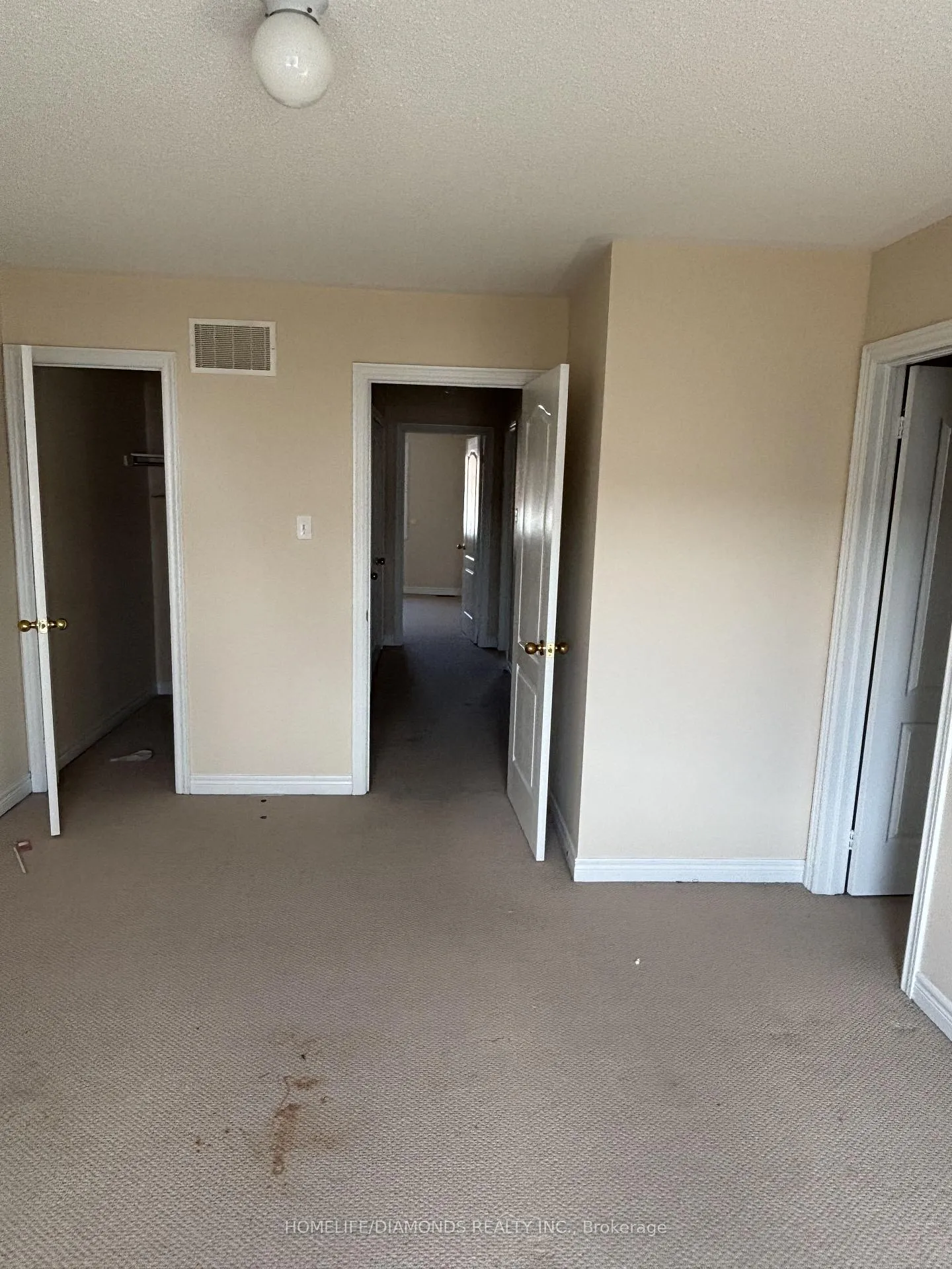 Photo 10 of 118 Sea Drifter Crescent, Brampton, Bram East — HOMEH