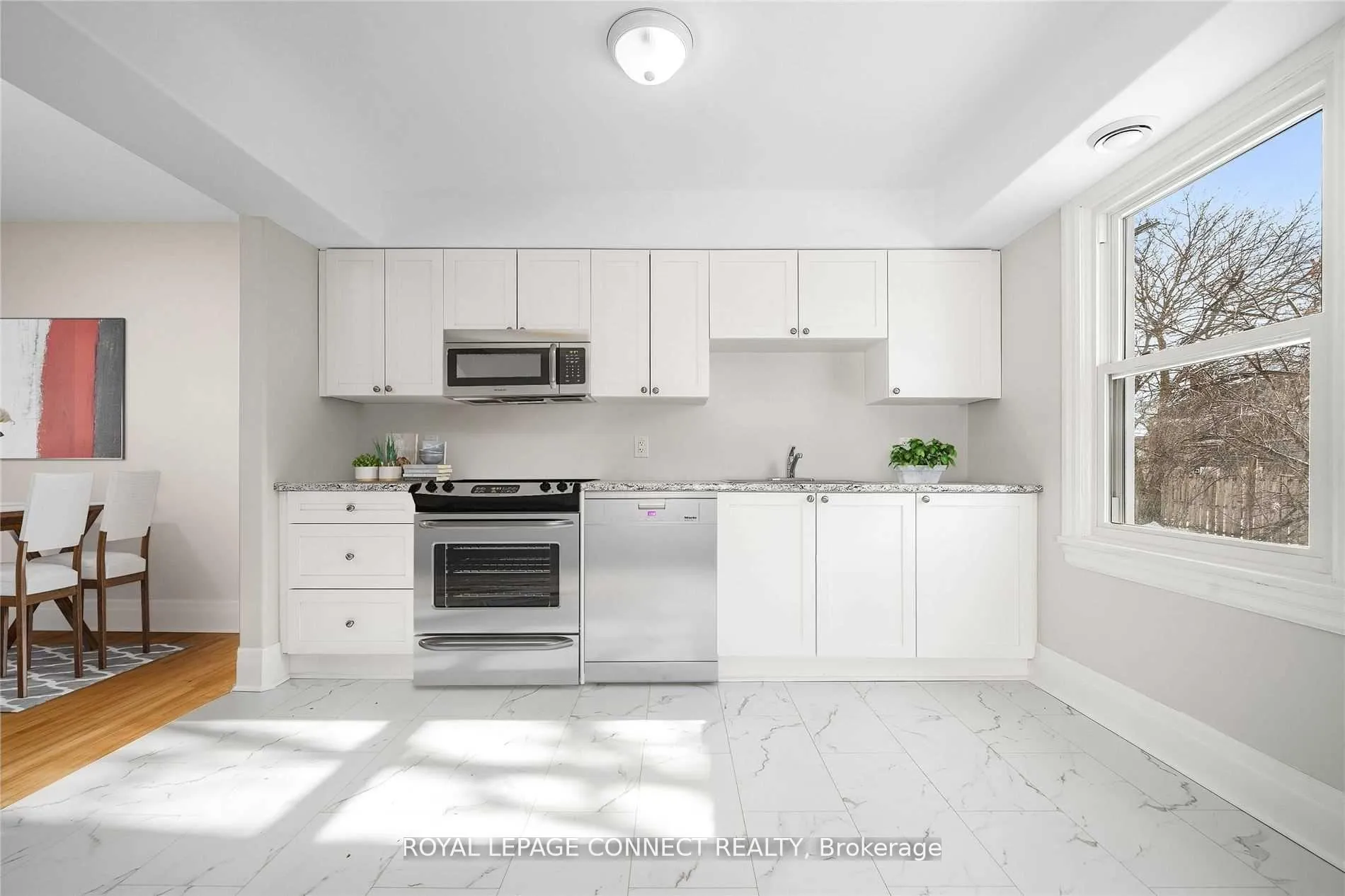 Photo 6 of 13 Diverbelt Drive, Prince Edward County, Picton Ward — HOMEH