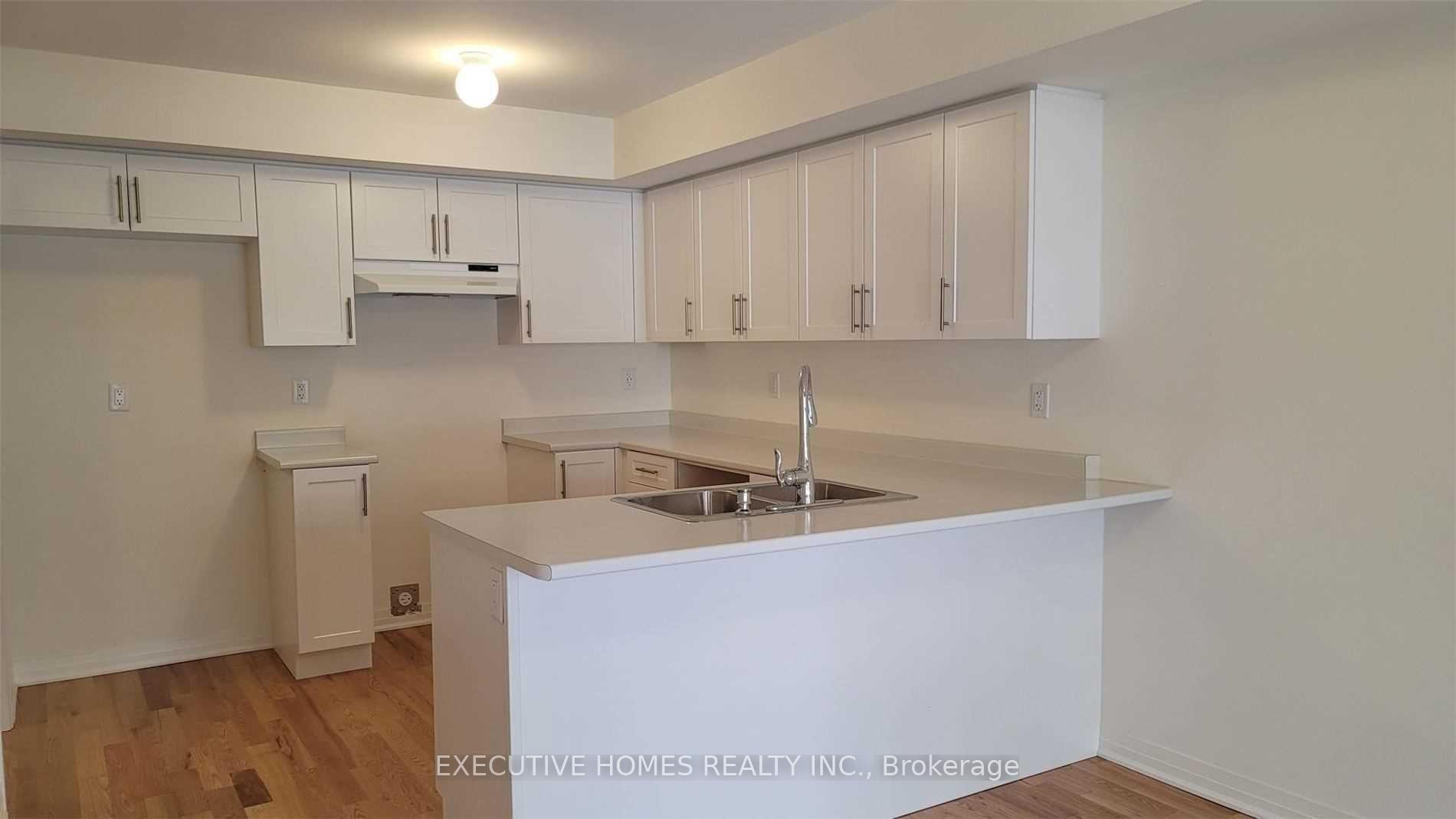 Photo 8 of 237 Lord Elgin Lane, Clarington, Bowmanville — HOMEH