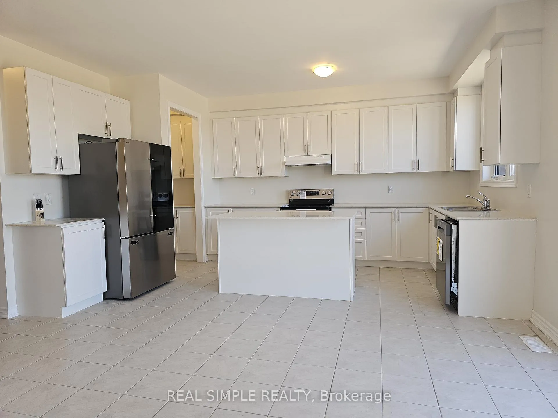 Photo 2 of 74 Lawrence D. Pridham Avenue E, New Tecumseth, Rural New Tecumseth — HOMEH