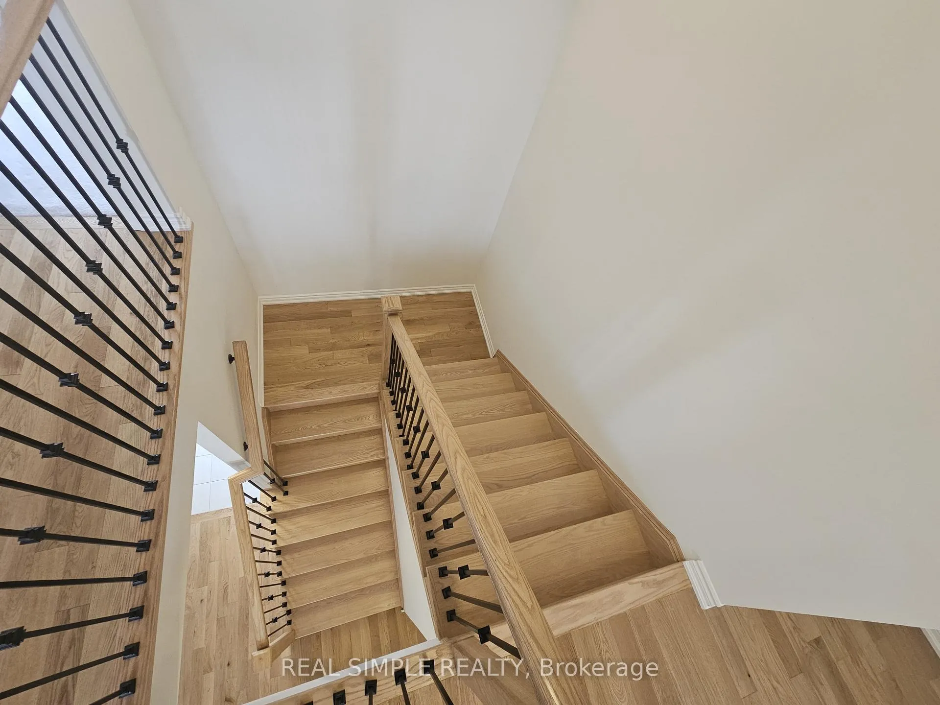 Photo 9 of 74 Lawrence D. Pridham Avenue E, New Tecumseth, Rural New Tecumseth — HOMEH