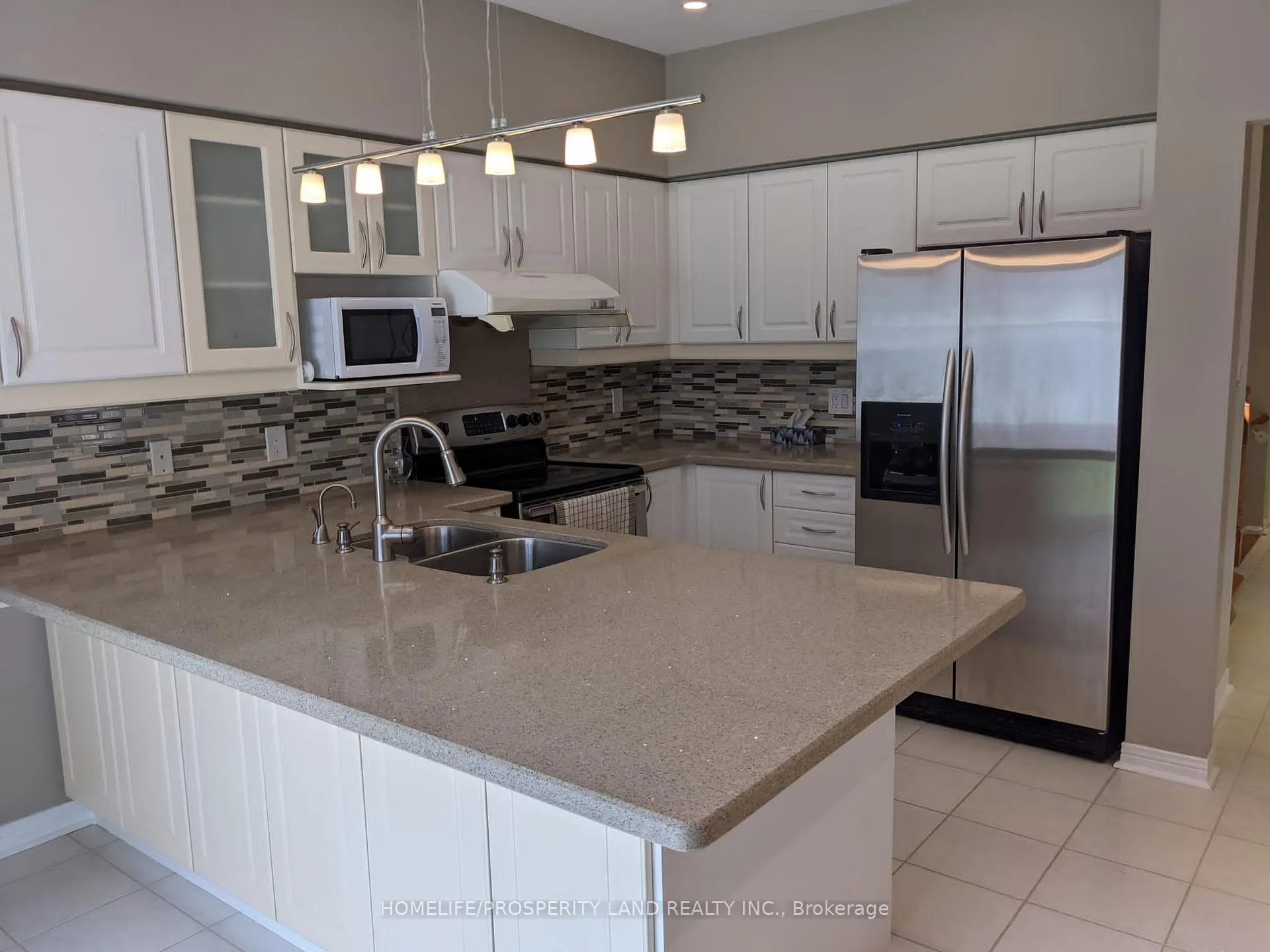 Photo 6 of 149 Canterfield Close, Markham, Markville — HOMEH