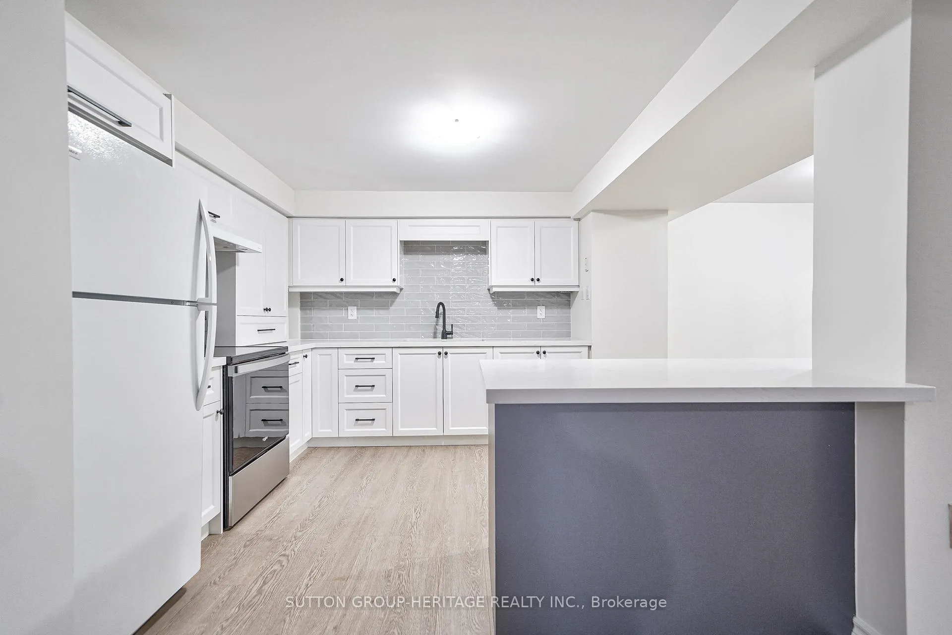 Photo 8 of 4 Withay Drive, Ajax, Central West — HOMEH