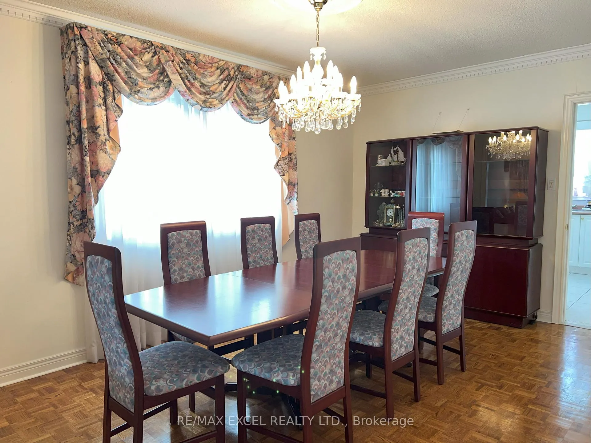 Photo 4 of 84 White Lotus Circle, Markham, Cachet — HOMEH