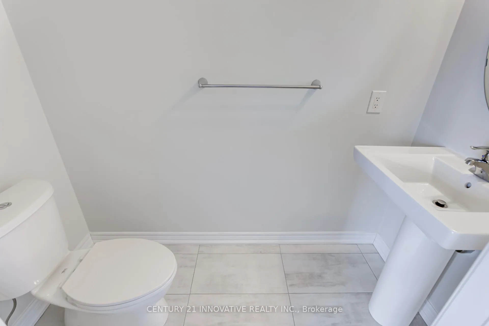 Photo 18 of 4 Icemaker Way, Whitby, Rural Whitby — HOMEH
