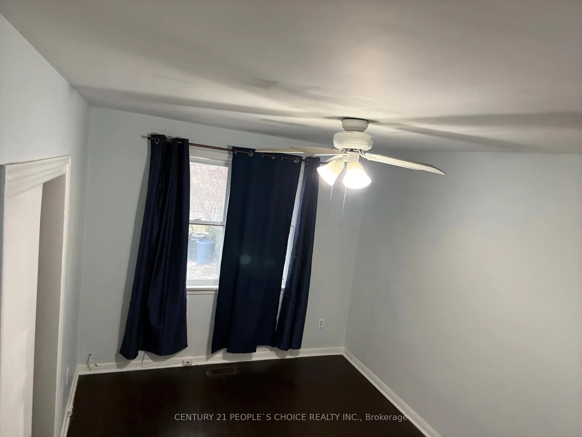 Photo 6 of 33 Ashwood Crescent, Brampton, Avondale — HOMEH