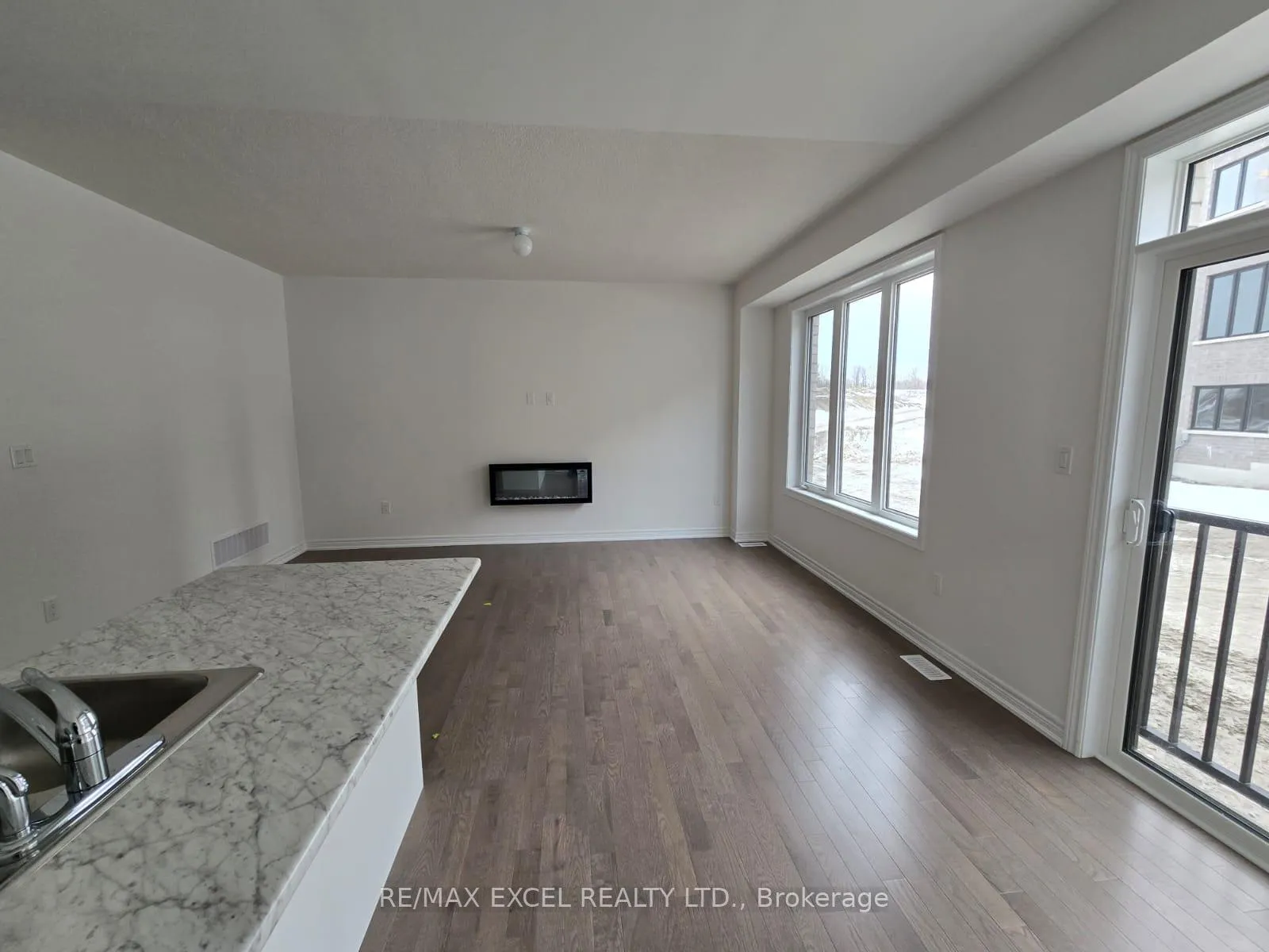 Photo 6 of 2906 Starlight Drive E, Pickering, Rural Pickering — HOMEH