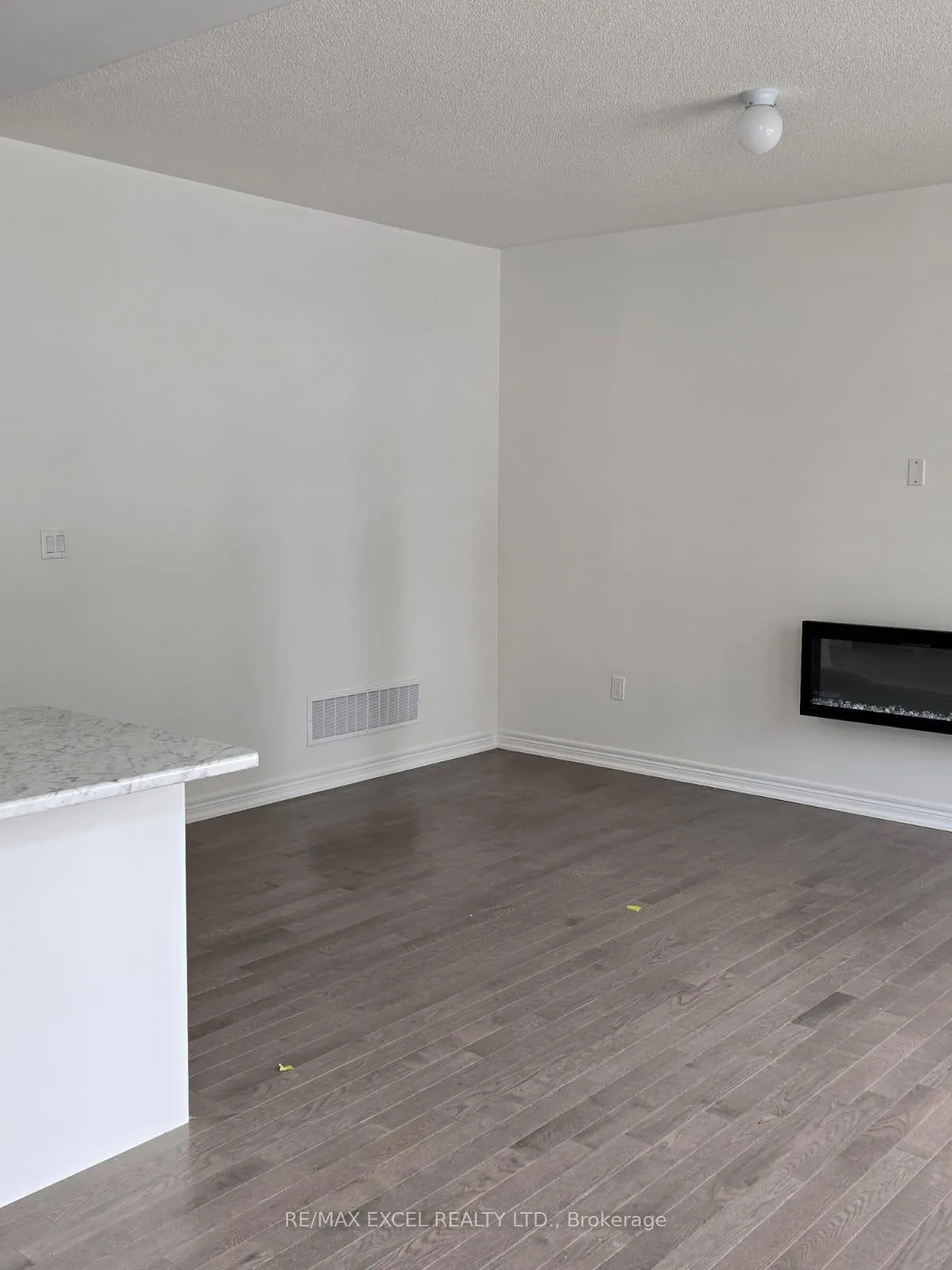 Photo 8 of 2906 Starlight Drive E, Pickering, Rural Pickering — HOMEH
