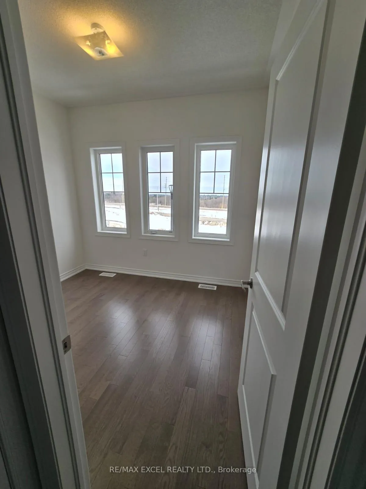 Photo 9 of 2906 Starlight Drive E, Pickering, Rural Pickering — HOMEH