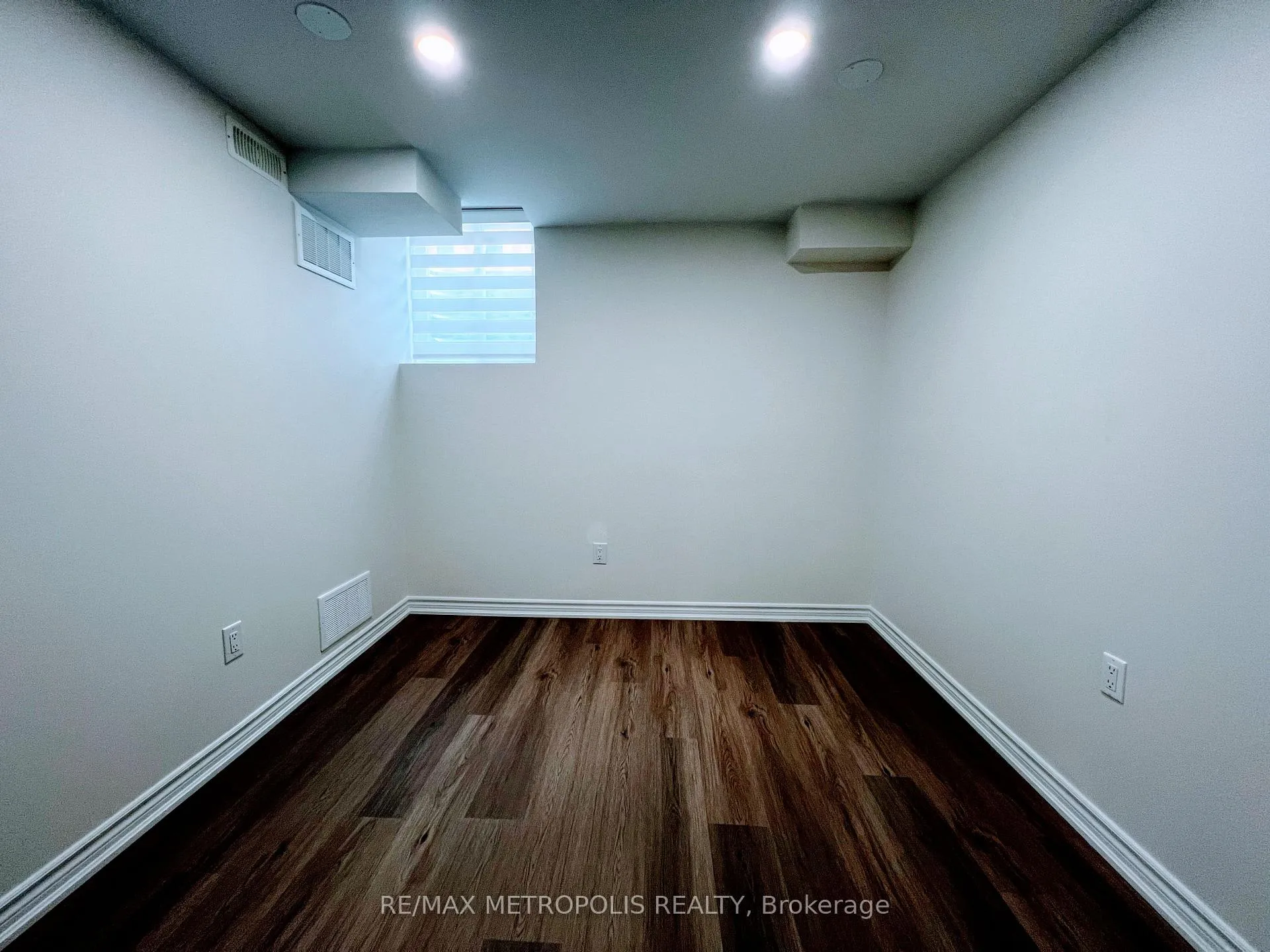 Photo 13 of Unit Bsmt, 38 Reed Drive, Ajax, Central — HOMEH