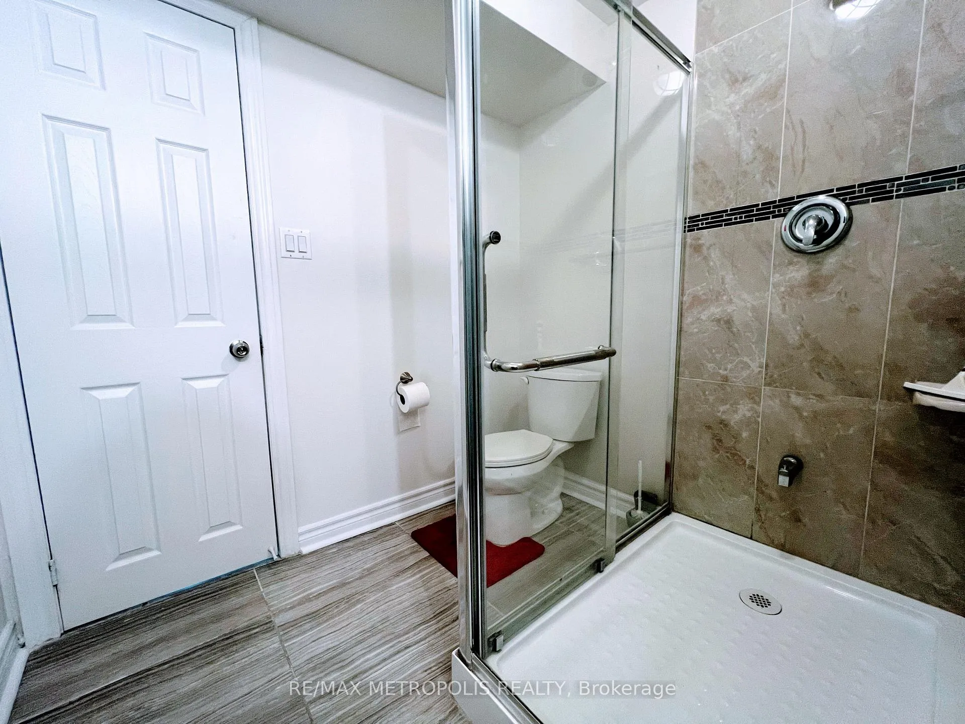 Photo 16 of Unit Bsmt, 38 Reed Drive, Ajax, Central — HOMEH