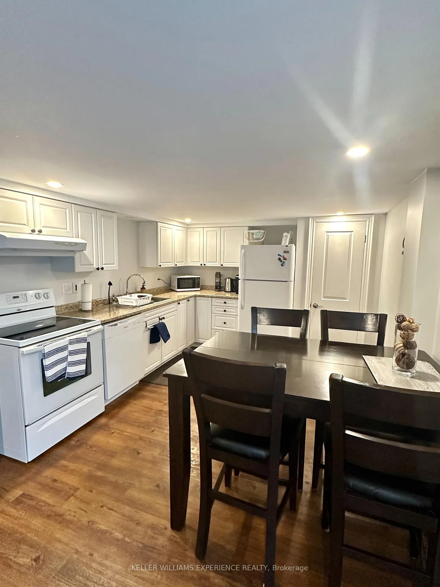 Photo 2 of Unit Lower, 74 St Vincent Street, Barrie, Codrington — HOMEH