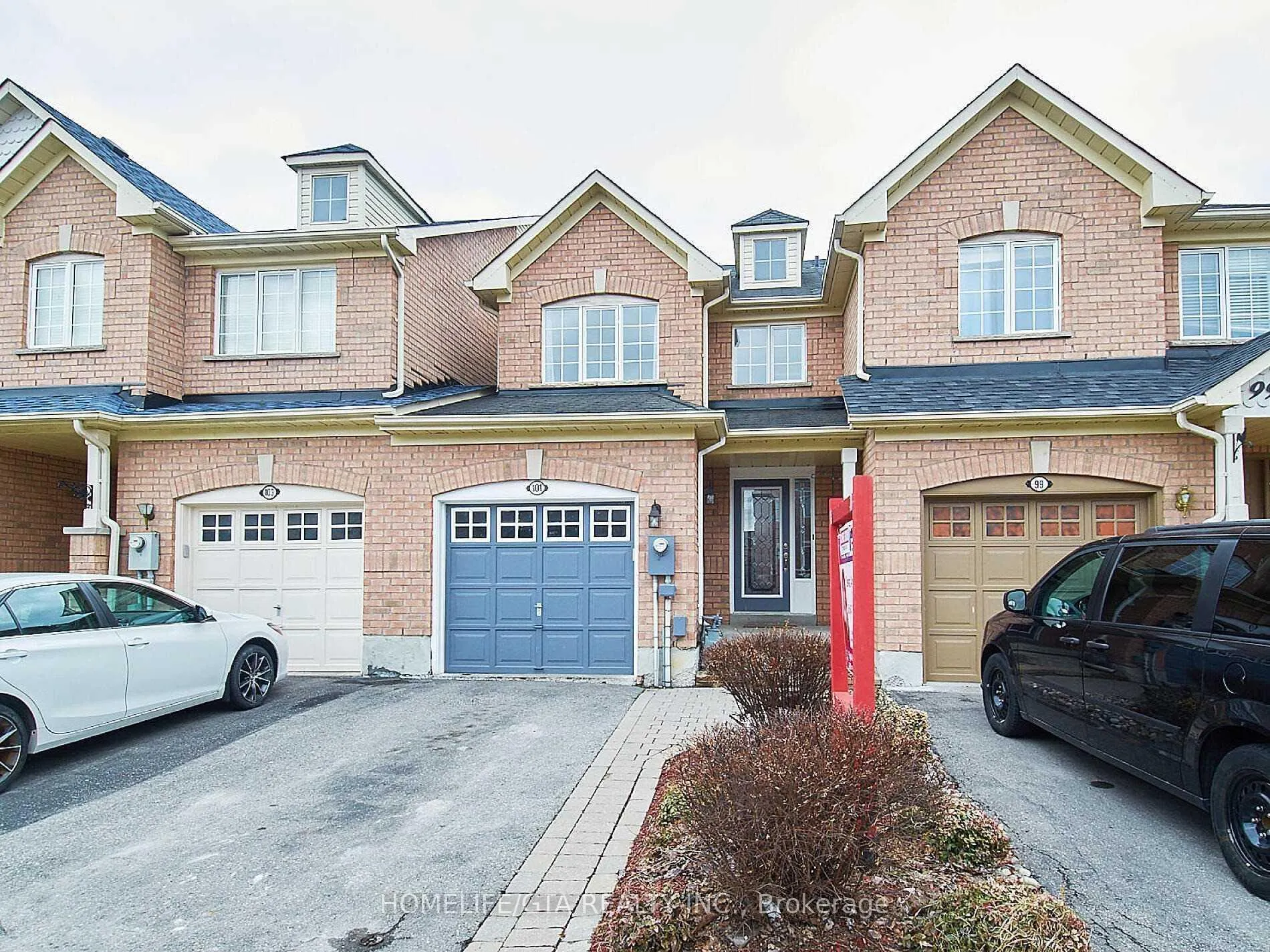 Photo 2 of 101 Bean Crescent, Ajax, Northwest Ajax — HOMEH
