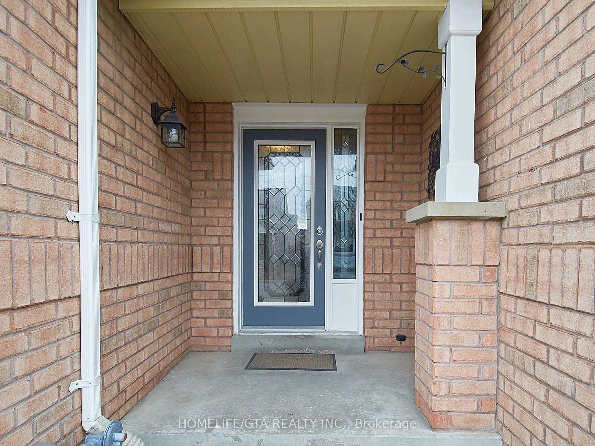 Photo 3 of 101 Bean Crescent, Ajax, Northwest Ajax — HOMEH