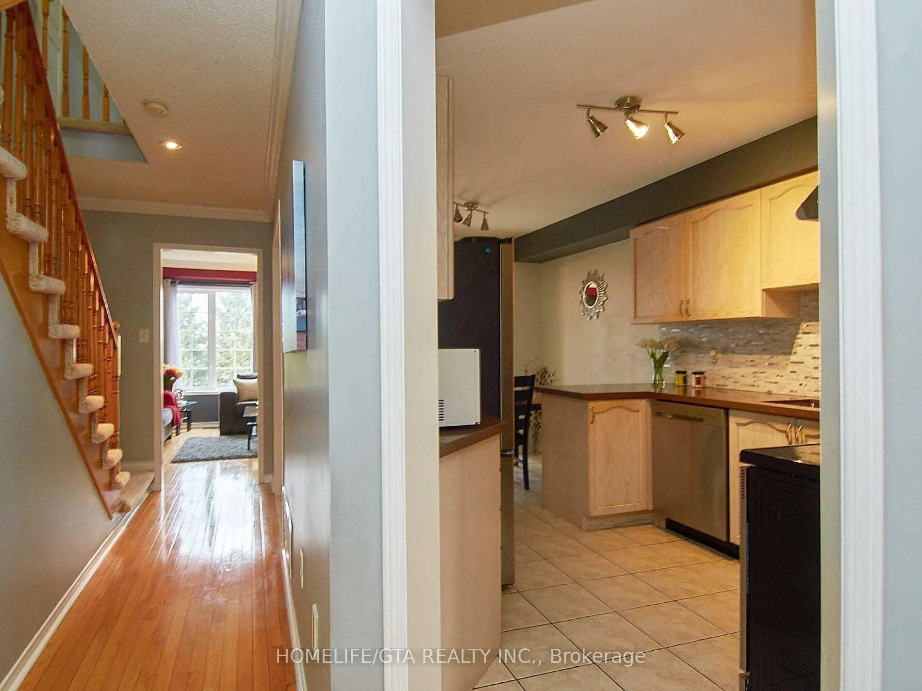 Photo 6 of 101 Bean Crescent, Ajax, Northwest Ajax — HOMEH