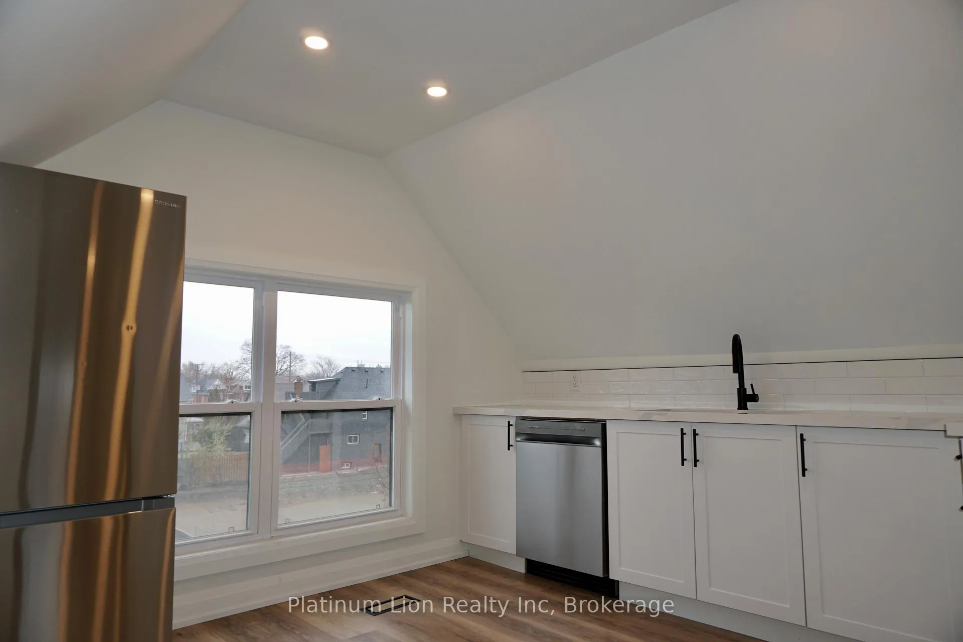 Photo 1 of Unit 3, 15 Greenaway Avenue, Hamilton, Gibson — HOMEH