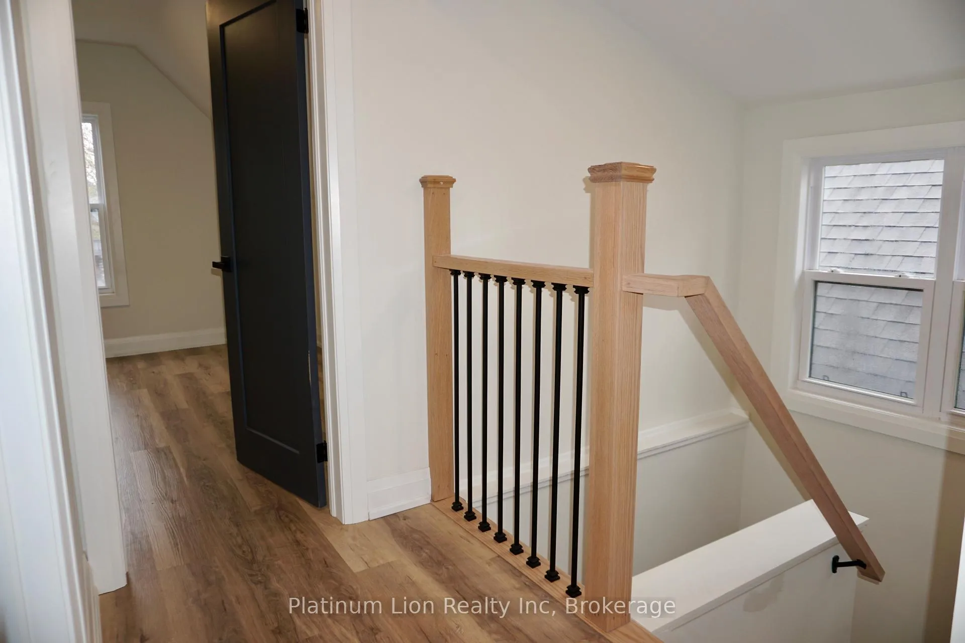 Photo 3 of Unit 3, 15 Greenaway Avenue, Hamilton, Gibson — HOMEH