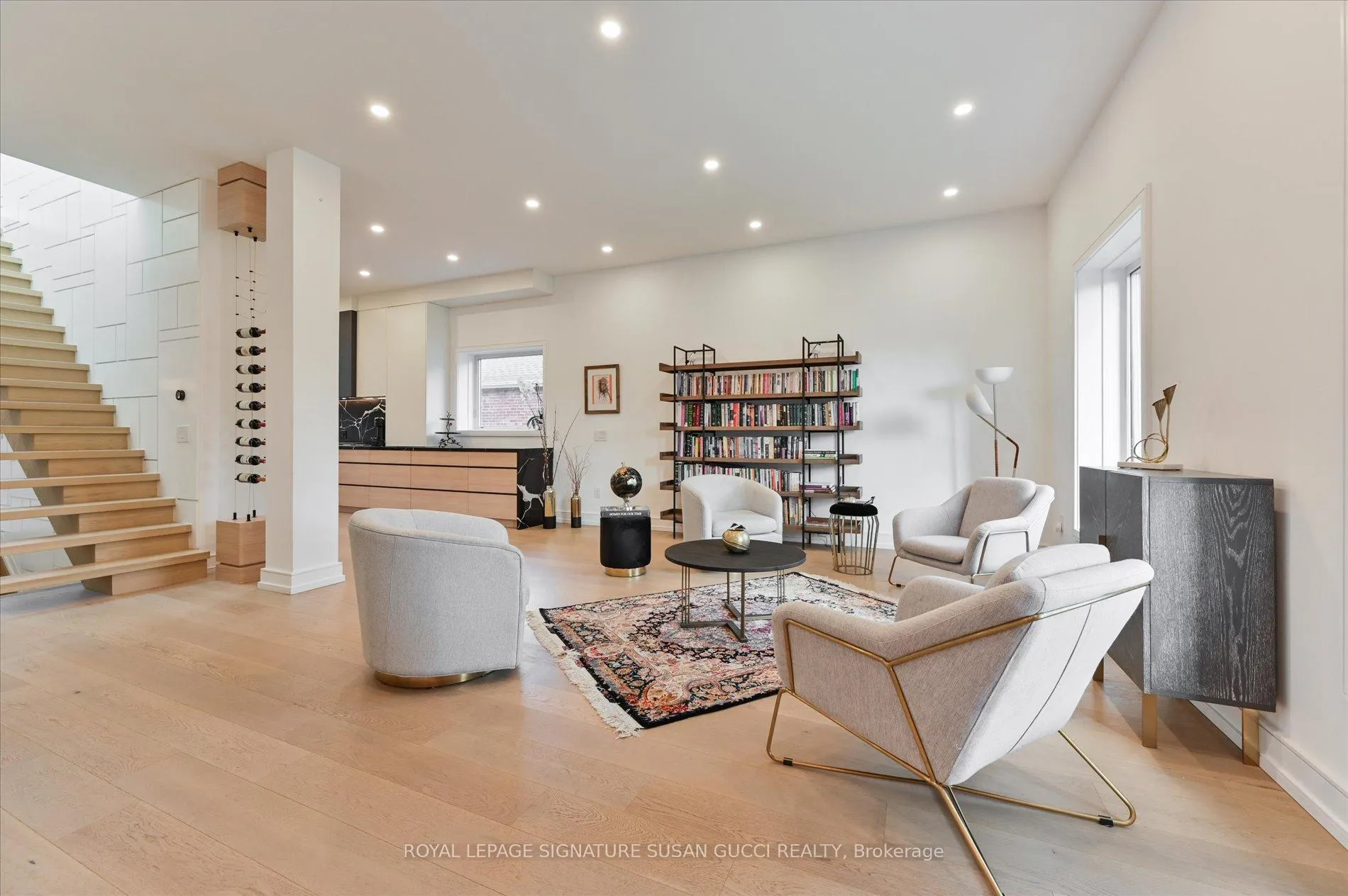 Photo 4 of 36 Glenshaw Crescent, Toronto, O'Connor-Parkview — HOMEH