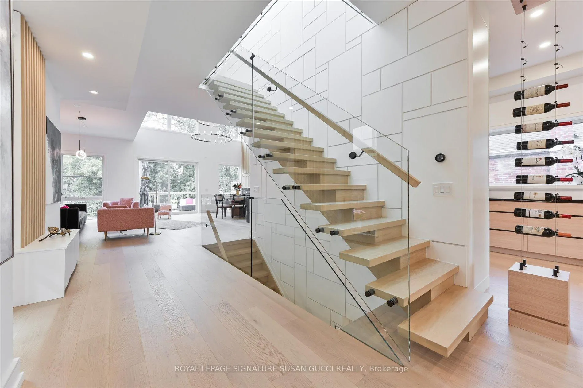 Photo 6 of 36 Glenshaw Crescent, Toronto, O'Connor-Parkview — HOMEH