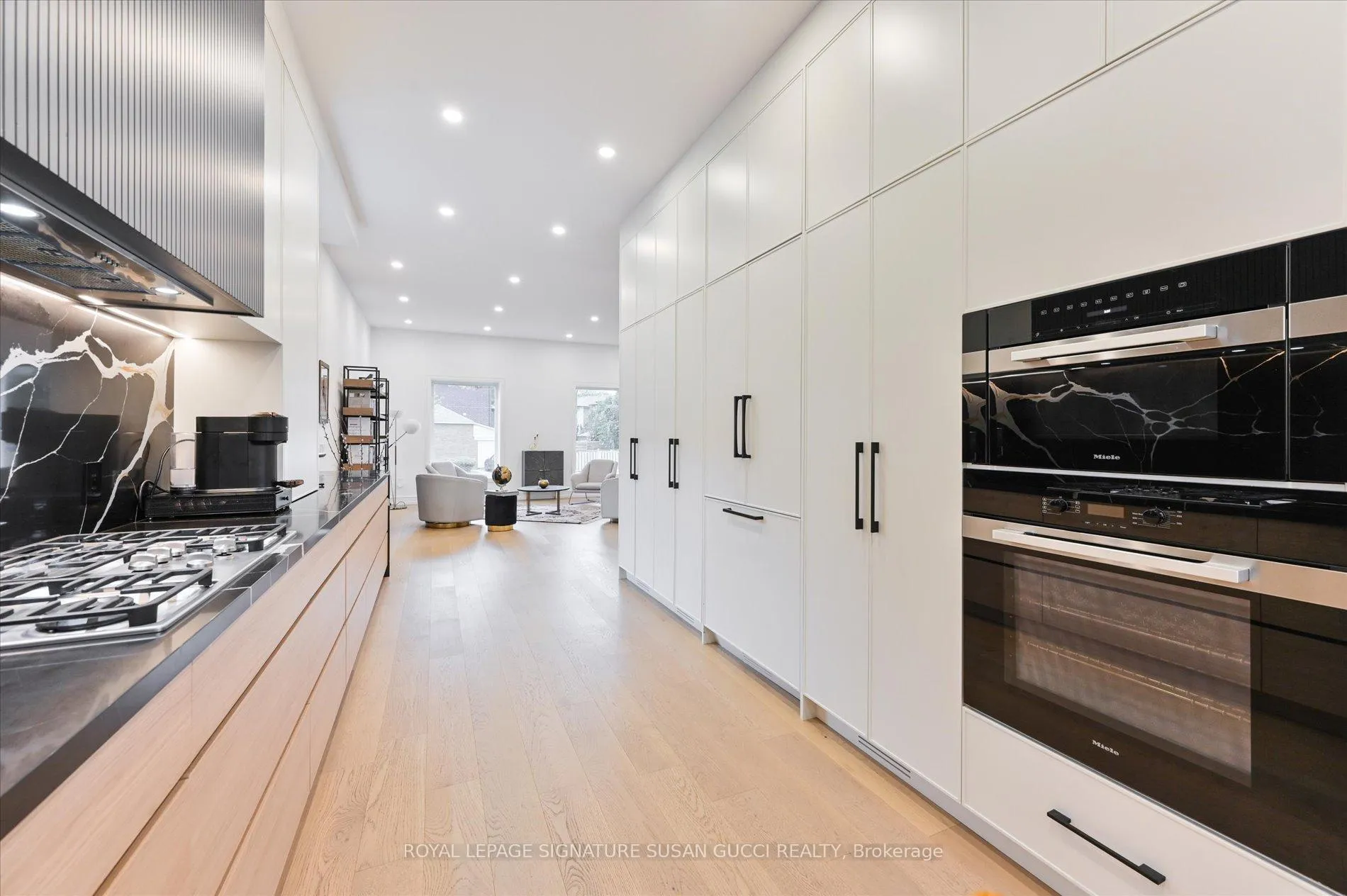 Photo 13 of 36 Glenshaw Crescent, Toronto, O'Connor-Parkview — HOMEH