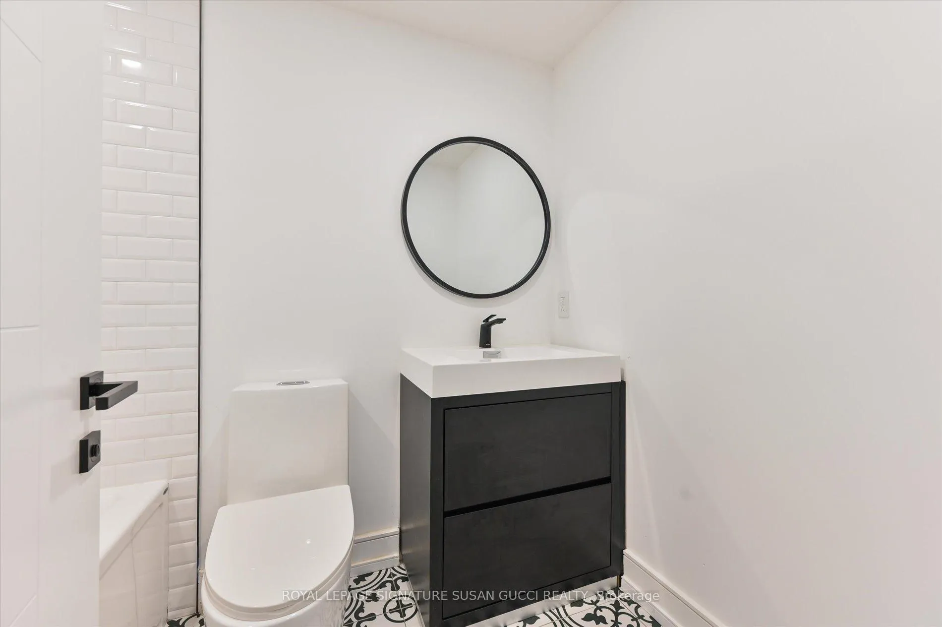 Photo 24 of 36 Glenshaw Crescent, Toronto, O'Connor-Parkview — HOMEH