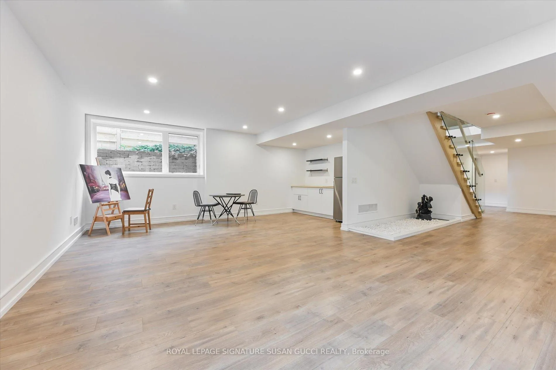 Photo 28 of 36 Glenshaw Crescent, Toronto, O'Connor-Parkview — HOMEH