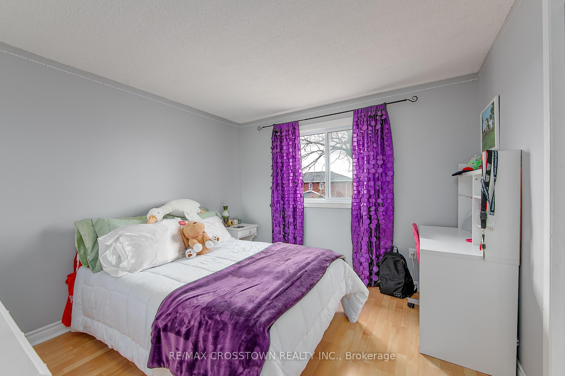 Photo 16 of 122 Marshall Street S, Barrie, Allandale Heights — HOMEH