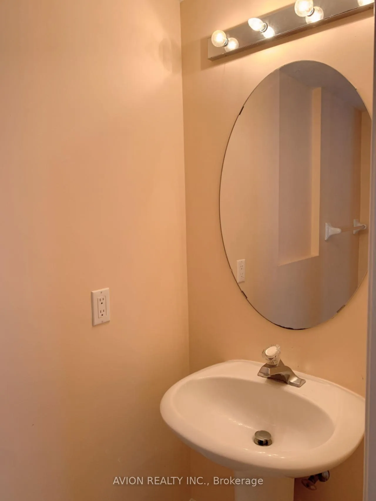 Photo 14 of 487 Bur Oak Avenue, Markham, Berczy — HOMEH