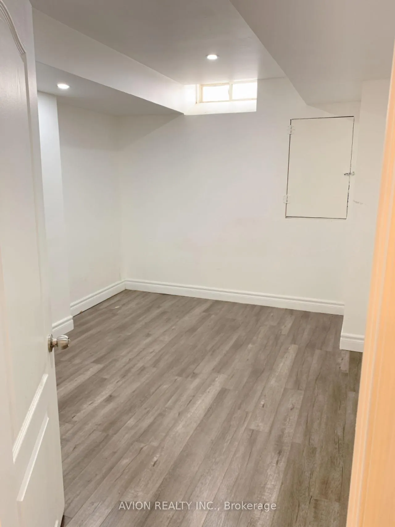 Photo 20 of 487 Bur Oak Avenue, Markham, Berczy — HOMEH
