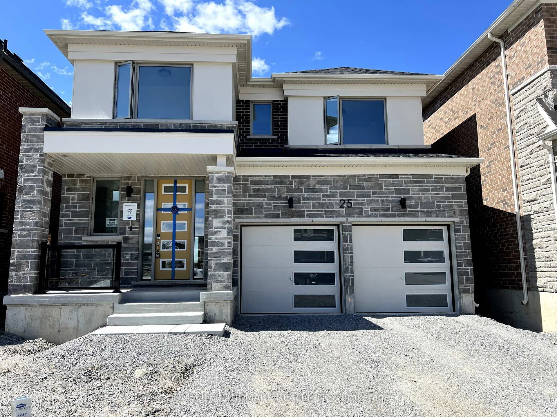 Photo 1 of 25 Spring Oak Crescent, Markham, Rural Markham — HOMEH
