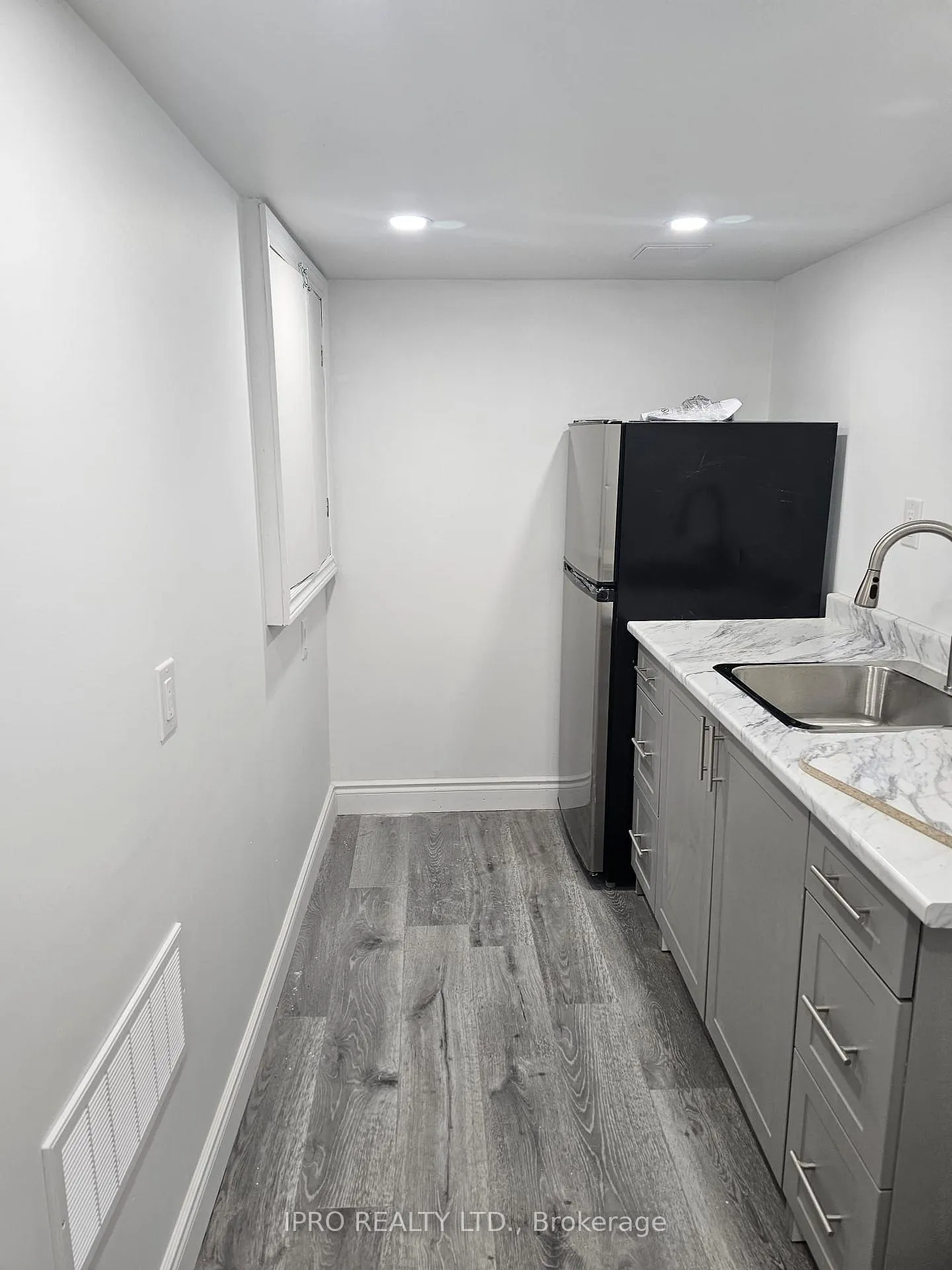 Photo 19 of 47 Roadmaster Lane, Brampton, Fletcher's Meadow — HOMEH